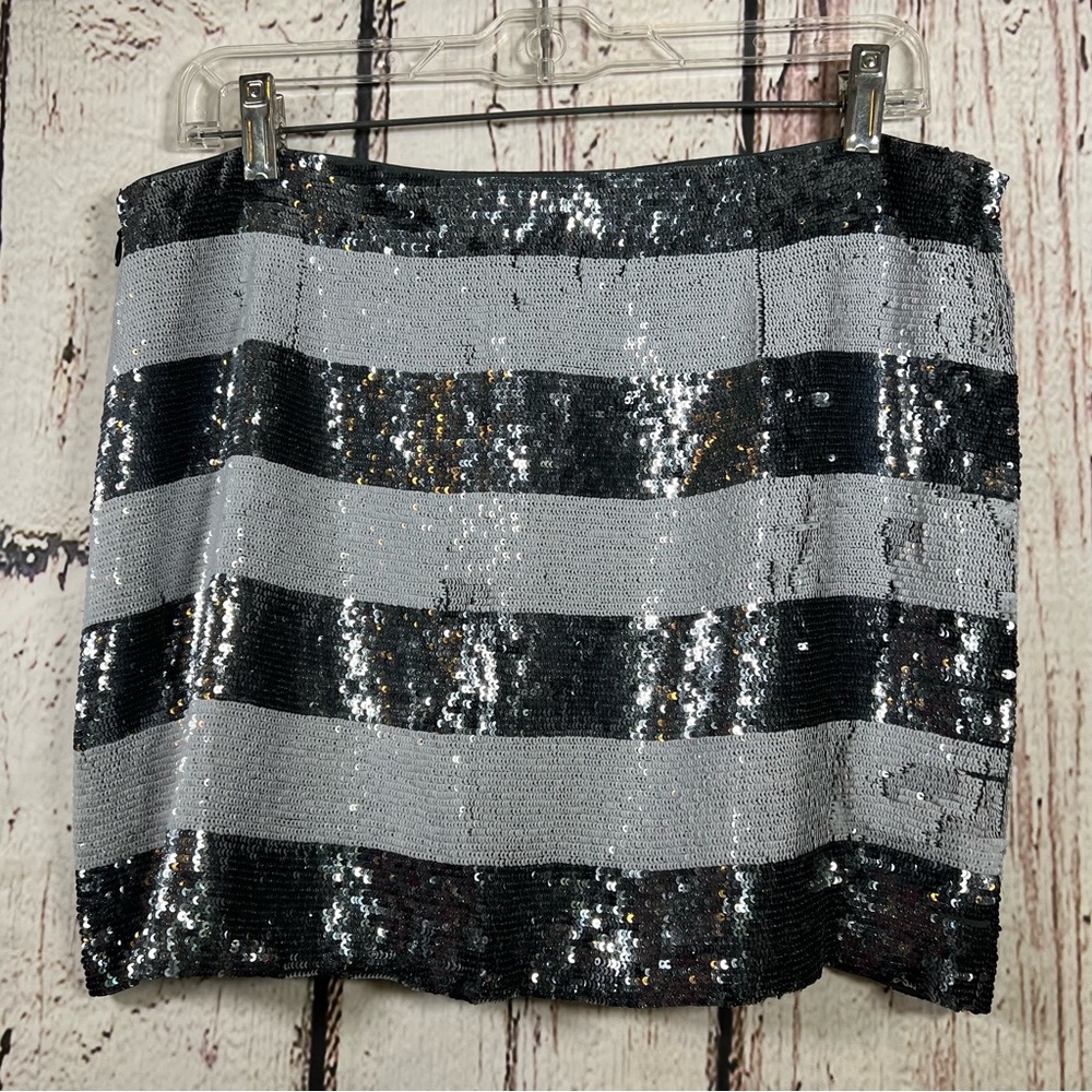 NEW Haute Hippie Striped Metallic Sequins 100% Silk Mini Skirt $395 MSRP LARGE - Picture 6 of 16